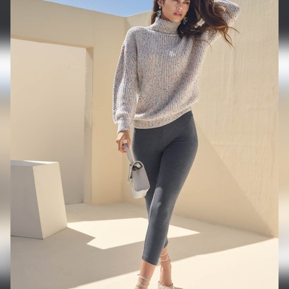 NWT Zen High-Rise Yoga Capri Leggings 1XL Grey - Picture 3 of 3